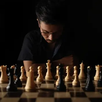 (assistent-) lesgever schaken