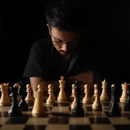 (assistent-) lesgever schaken