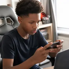 Online ouderavond gamen & social media